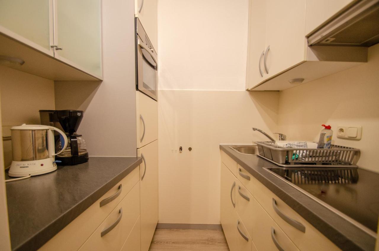 קפרון Low Budget Apartment Kitz 10 מראה חיצוני תמונה